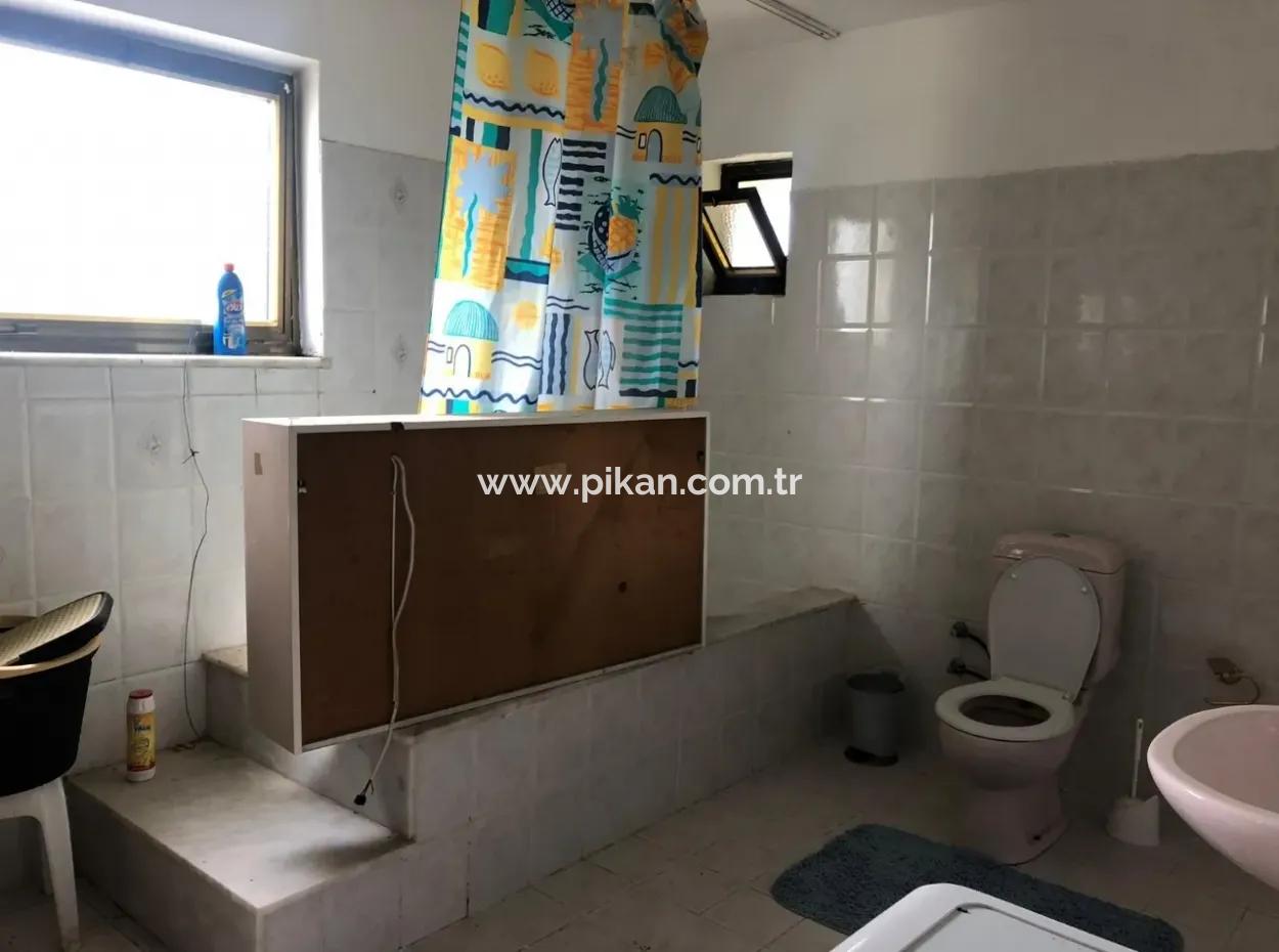 Freistehendes Haus Zum Verkauf In Oriya Raider