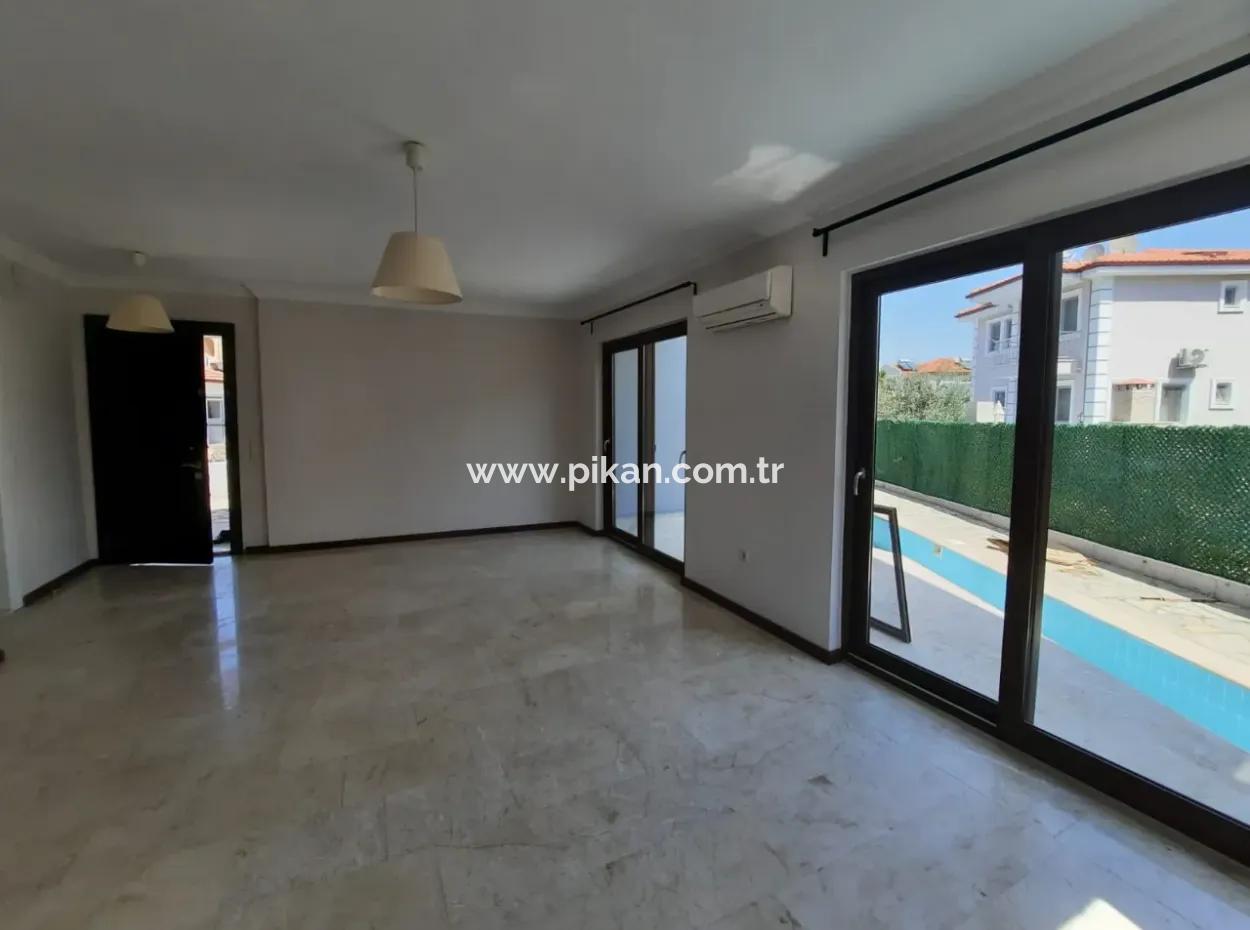 3 Triplex Villen Mit Mugla Ortaca Dalyan Schwimmbad Komplett Zu Verkaufen