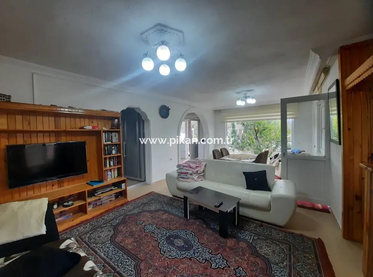 Villa Mit 200 M2 Seeblick Auf 1700 M2 Grundstück In Köyceğiz Zeytinalan Steht Zum Verkauf