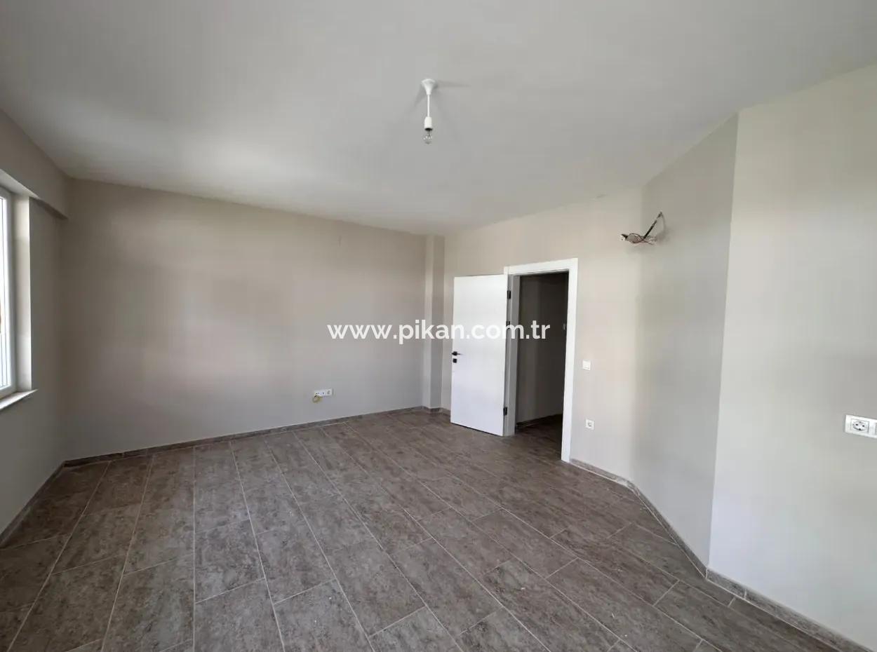 Ortaca Da 2 1 Schwimmbad Null Gartengeschoss Wohnung Zu Verkaufen