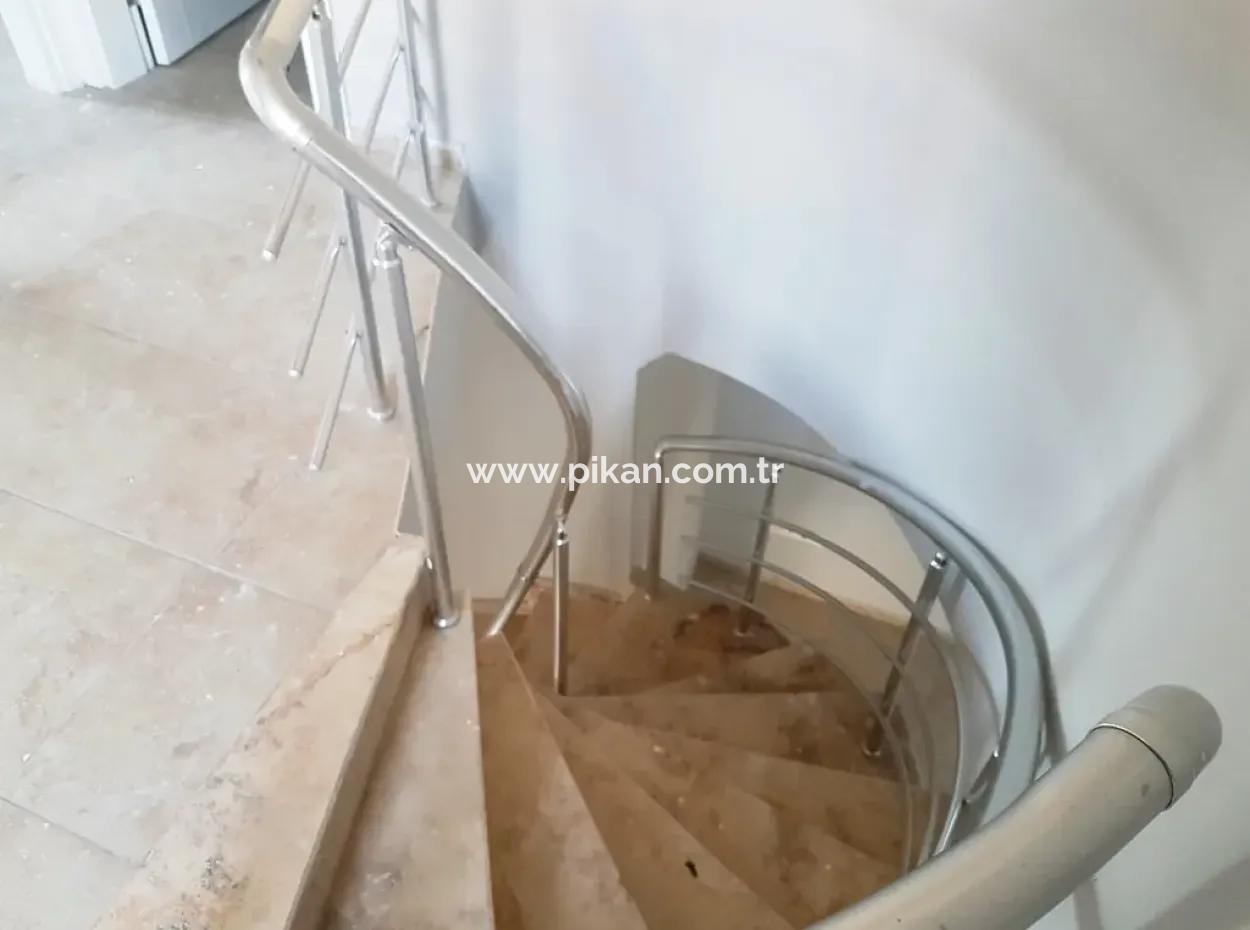 Schnäppchen-Villa Zum Verkauf Mit Pool In Dalaman