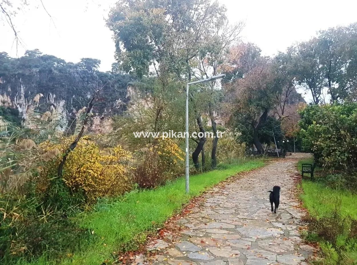 Tourismus-Zonen Grundstücke Zum Verkauf In Dalyan-Kanal Null