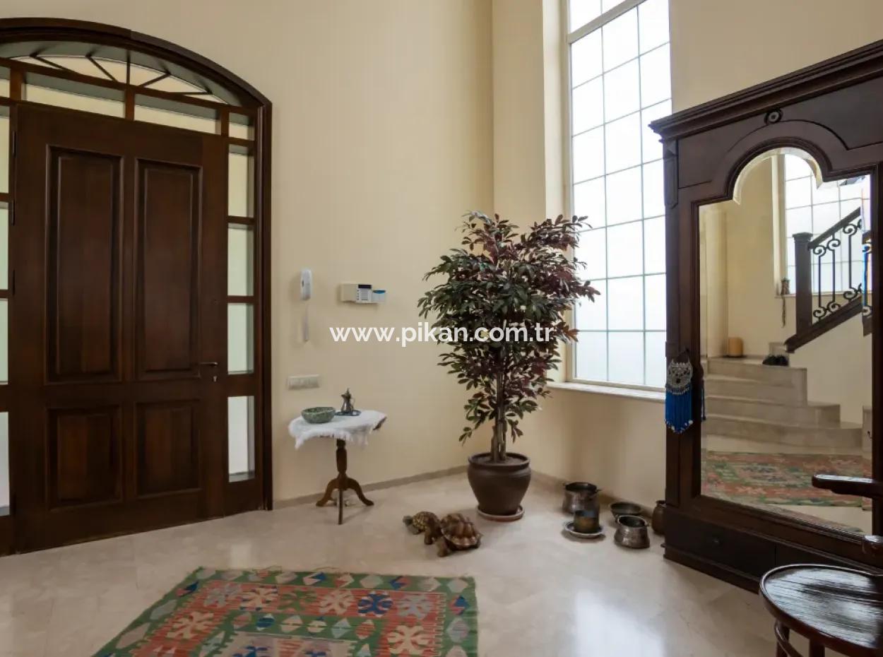 7 In 1 Freistehendes Luxushaus Auf Einem 2300 M2 Großen Grundstück Zum Verkauf In Zekeriyaköy, Istanbul
