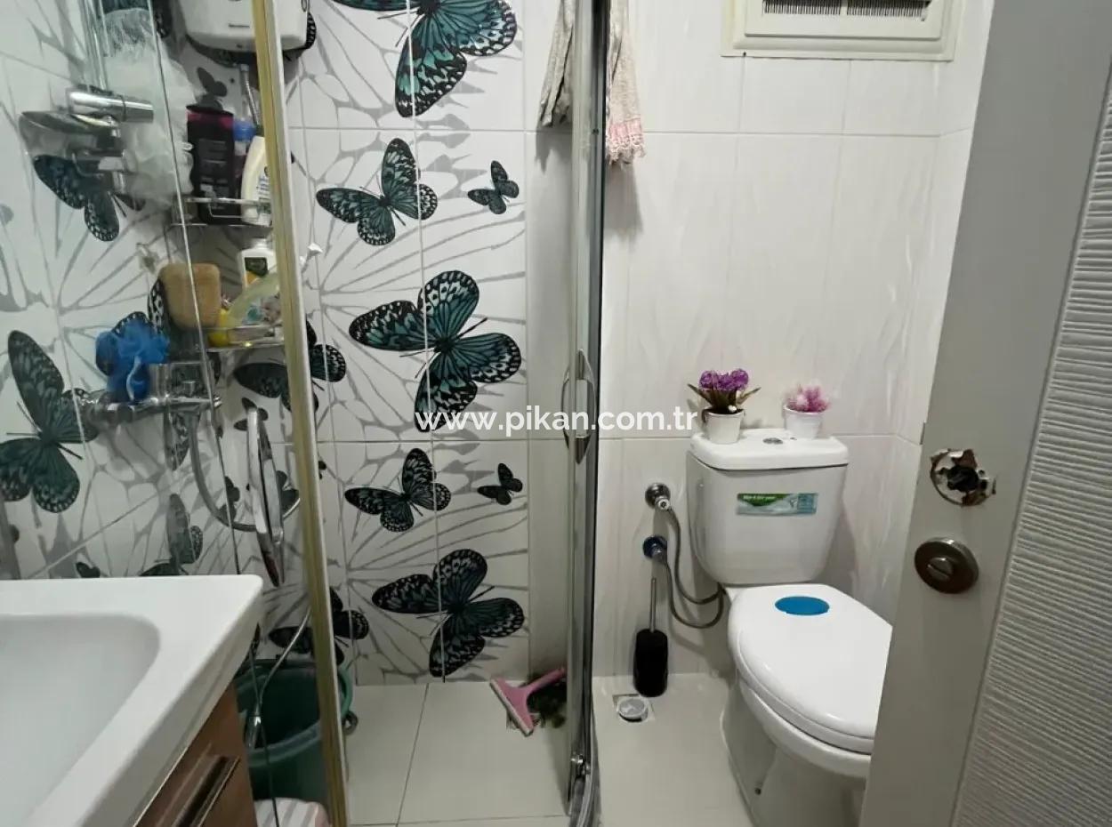 2 1 Wohnung Im 2. Stock Zum Verkauf In Cumhuriyet