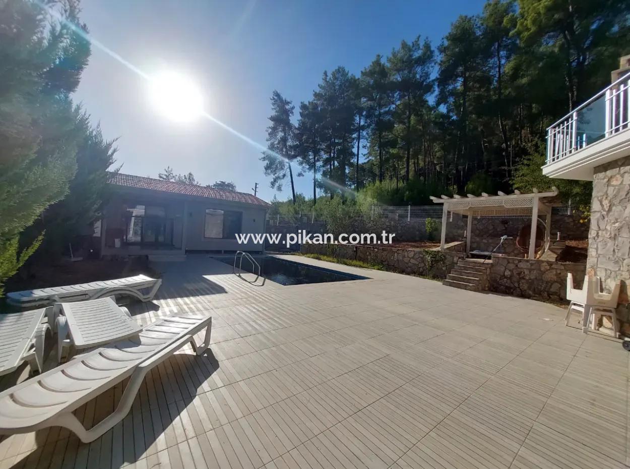 Freistehende Luxusvilla Mit Swimmingpool Zum Verkauf In Der Natur In Fethiye Üzümlü