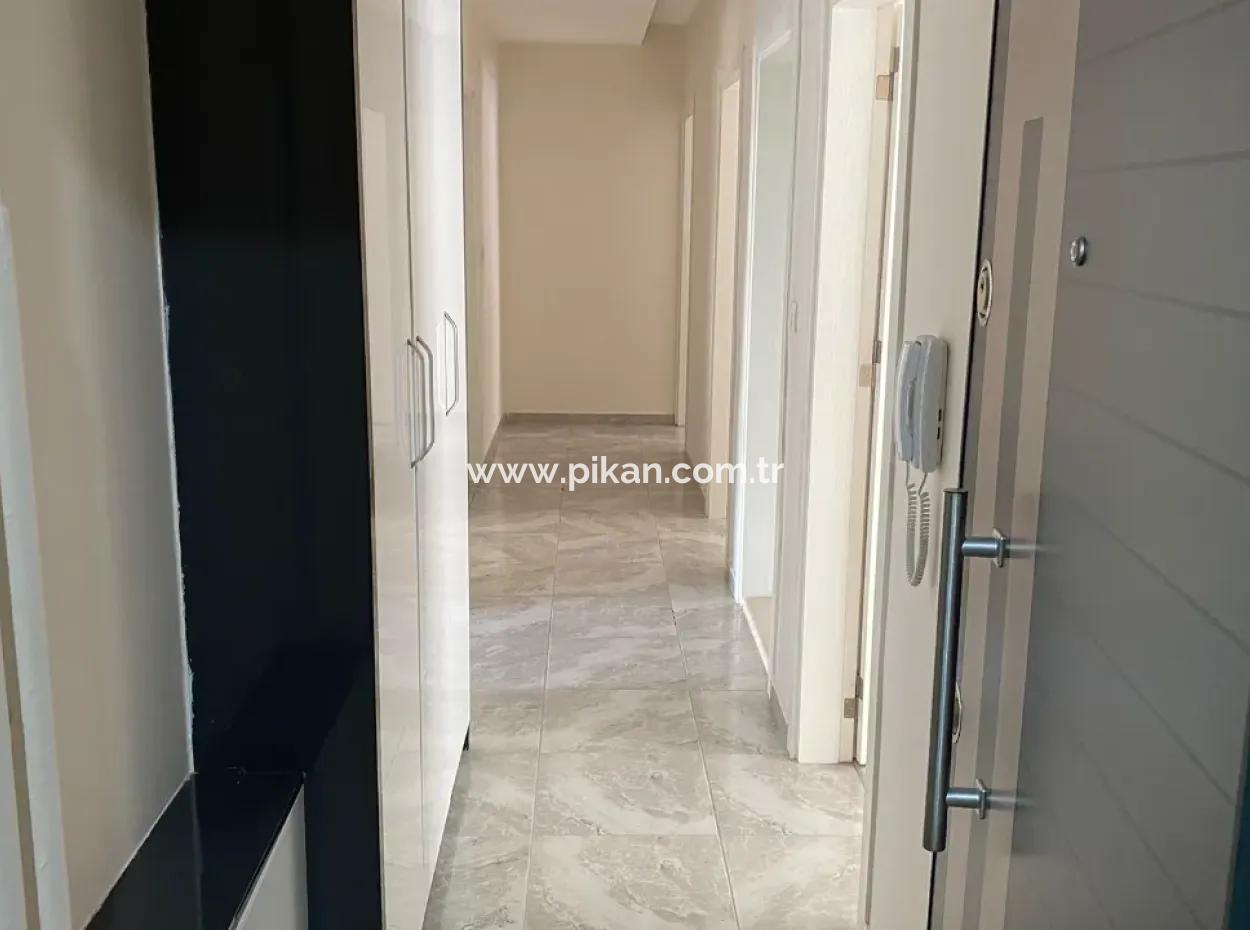 3 1 Wohnung Mit Geschlossener Küche Zu Vermieten In Ortaca Central Location