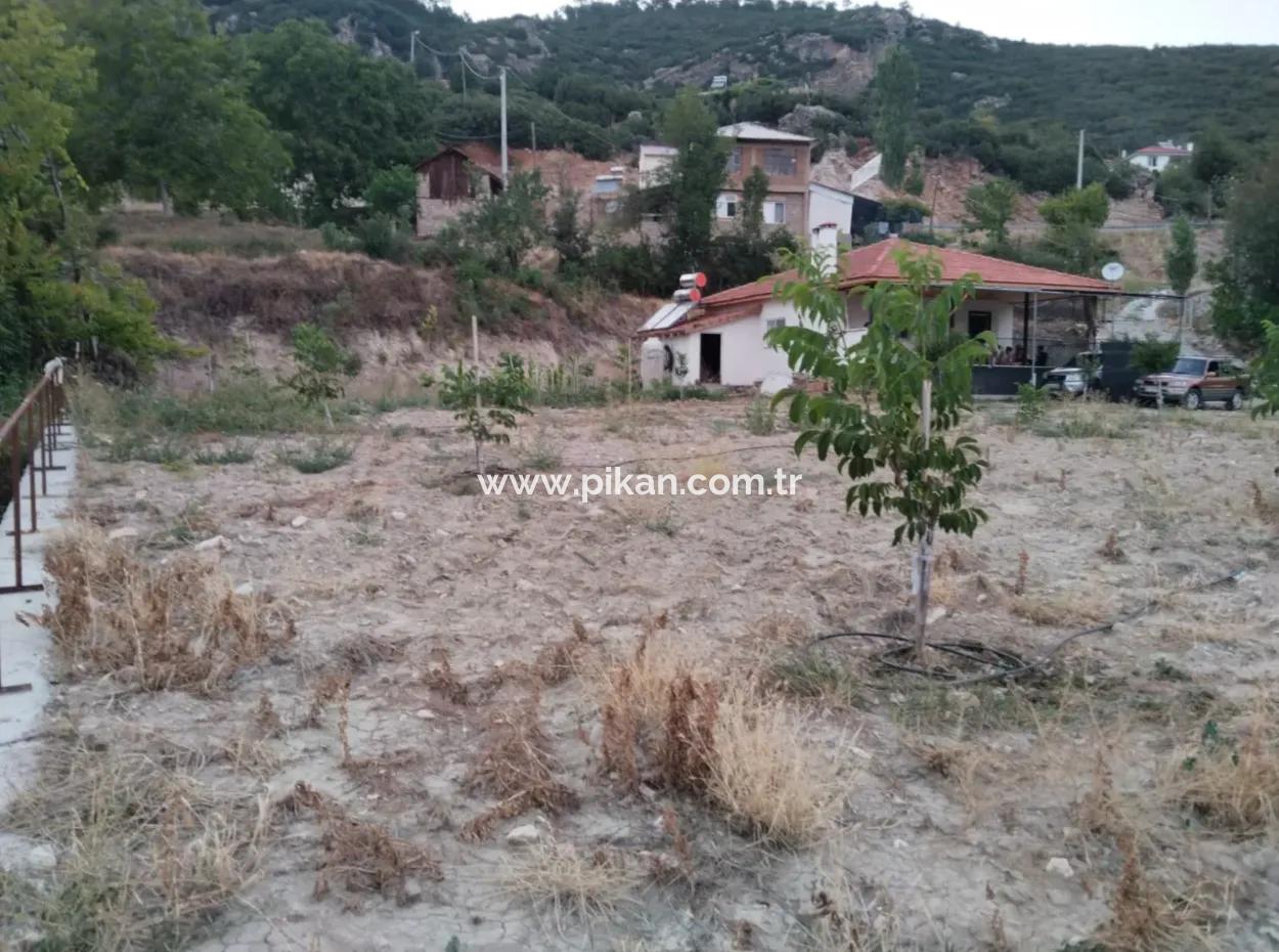 2 1 Freistehendes Schnäppchen-Neubauhaus Zum Verkauf Auf 1 700 M2 Land In Çameli Belevi.
