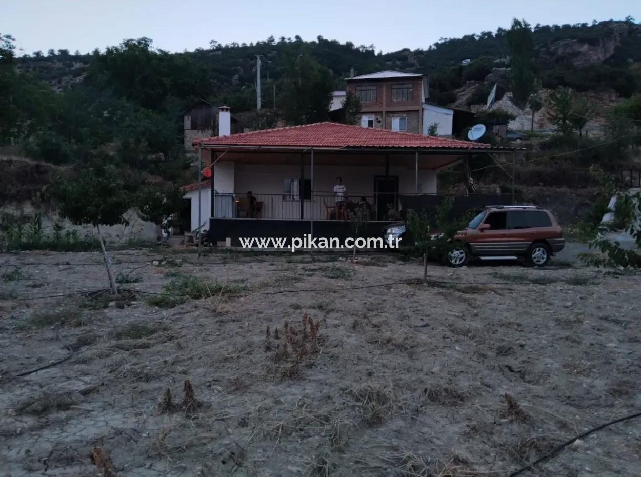 2 1 Freistehendes Schnäppchen-Neubauhaus Zum Verkauf Auf 1 700 M2 Land In Çameli Belevi.