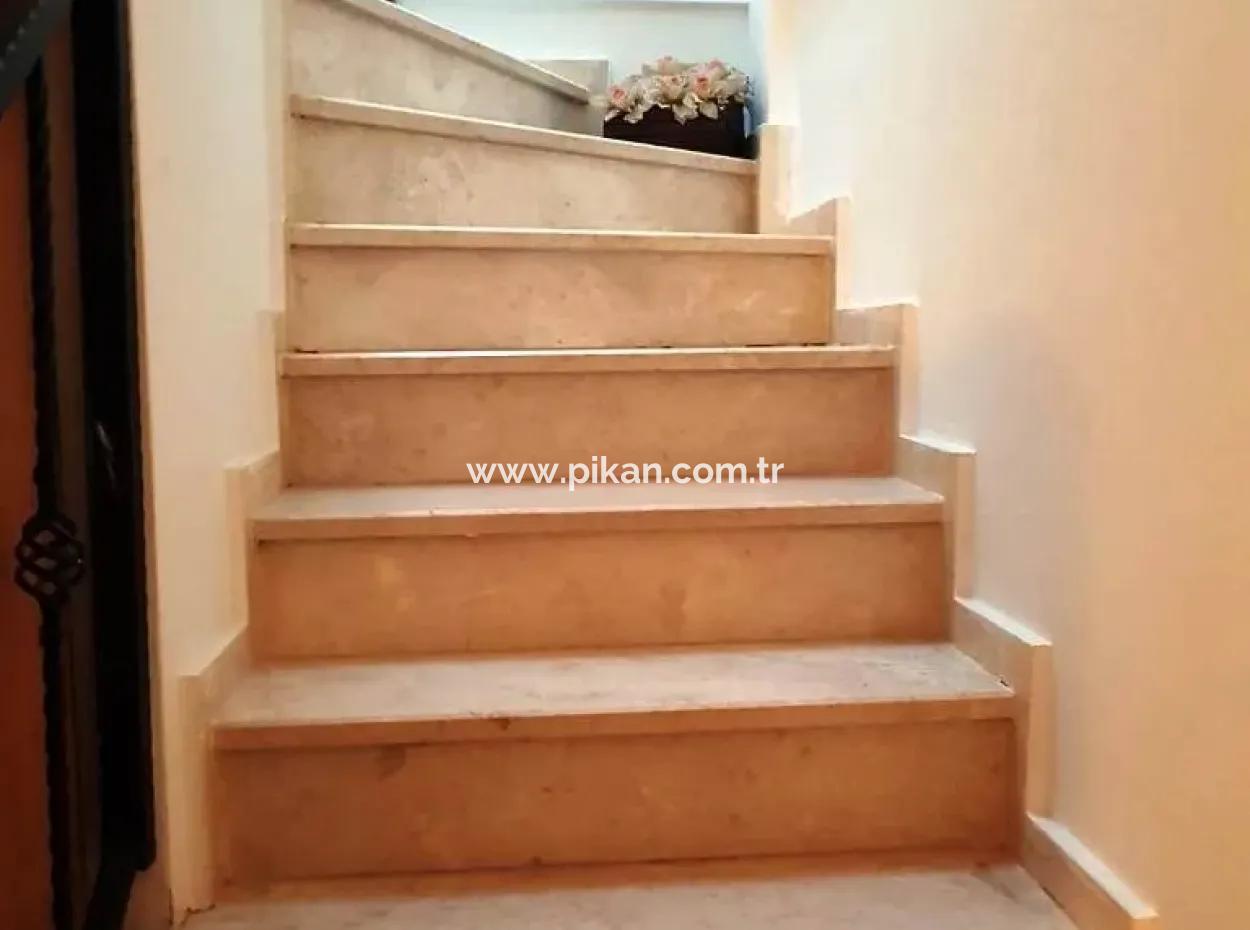 Schnäppchen-Duplex-Penthouse Zum Verkauf In Antalya Nov Ta