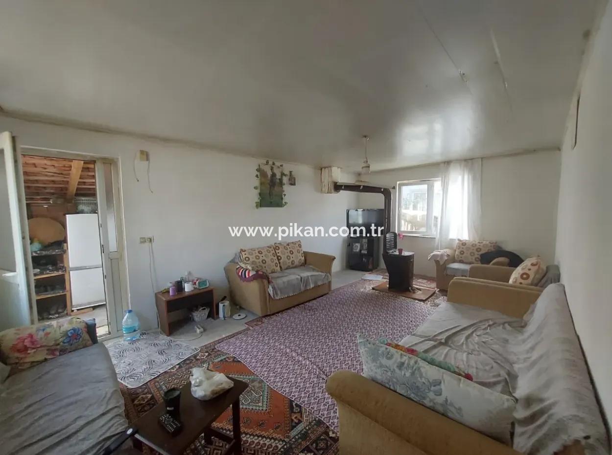 Zu Verkaufen In Ortaca Karaburun, 171 M2 Freistehendes Grundstück 50 M2 1 1 Dorfhaus