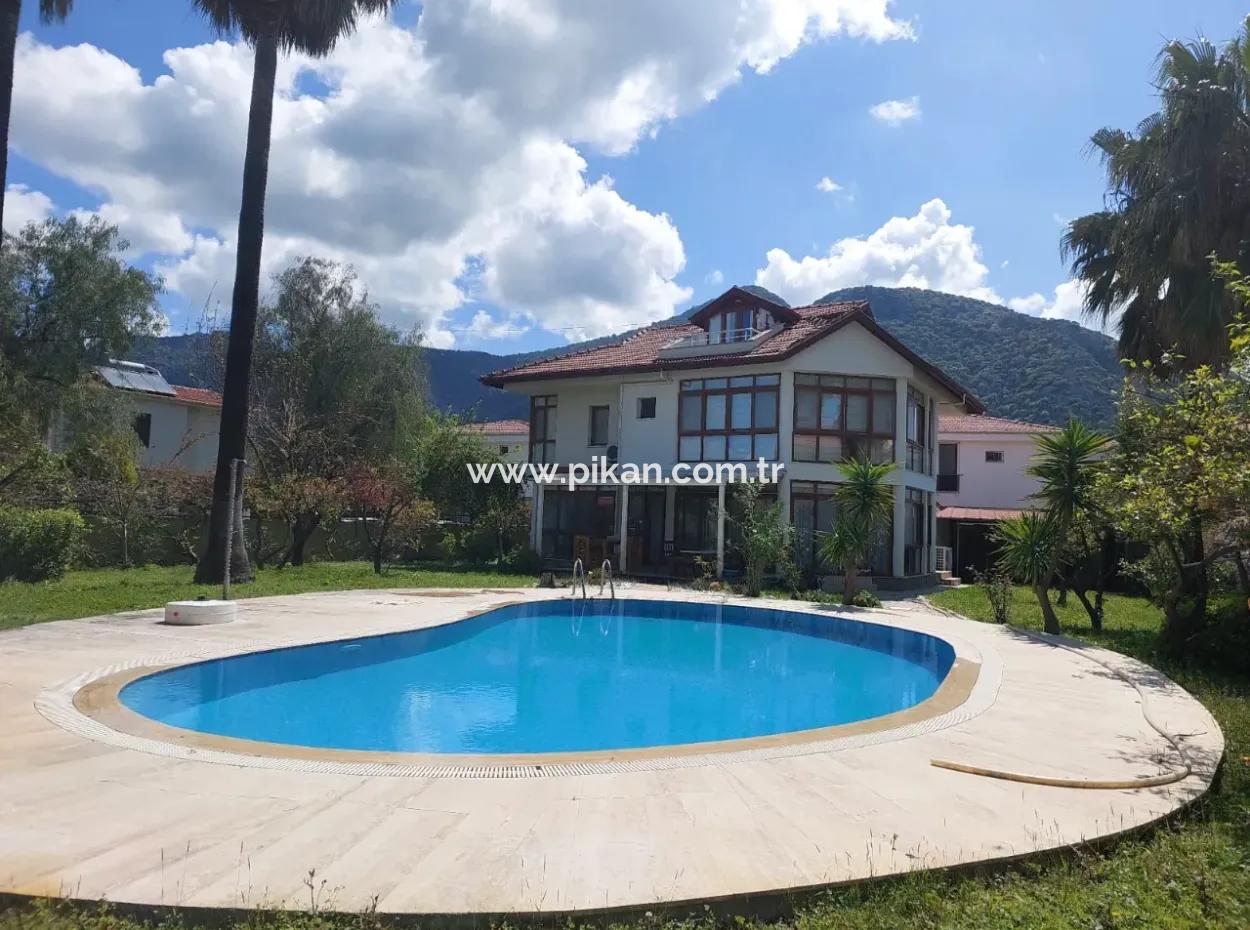 200 M2 5 1 Freistehendes Triplex Mit Pool Auf 1.000 M2 Grundstück In Ortaca Dalyan