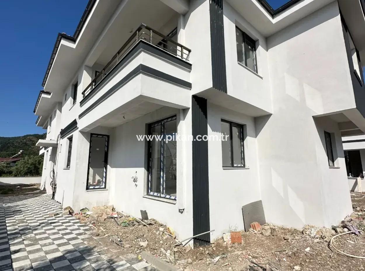 1 1 Brandneue Wohnung Zum Verkauf In Ortaca Karaburun