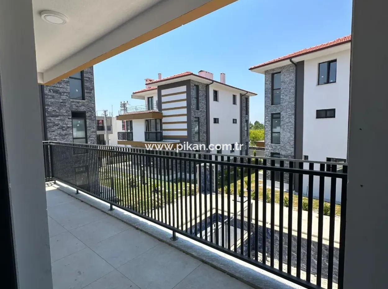 4 1, 235 M2 Brandneue Villen Zum Verkauf In Ortaca
