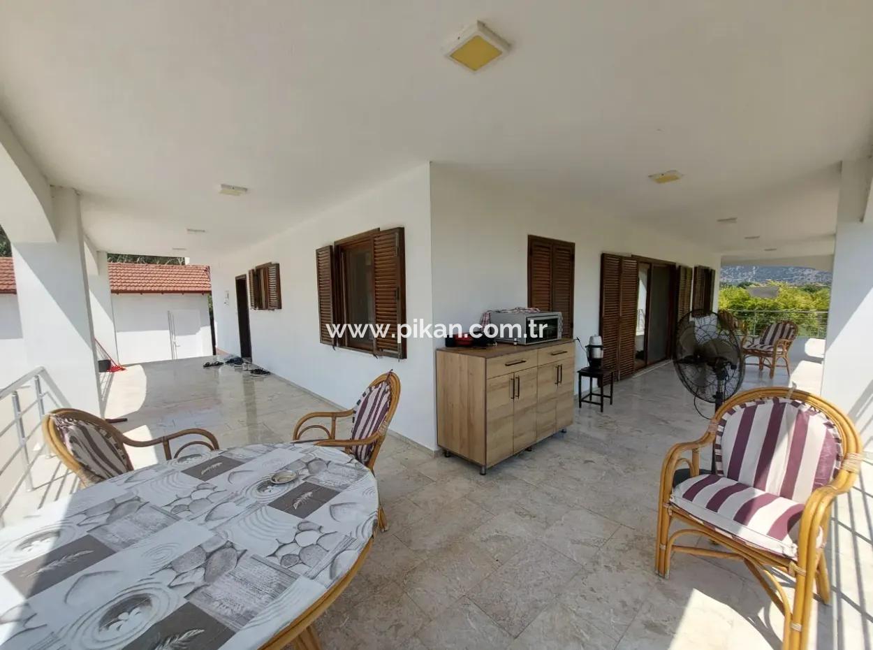 Luxus-Triplex Mit Swimmingpool Im 7 500 M2 Großen Granatapfelgarten In Mugla Dalyan