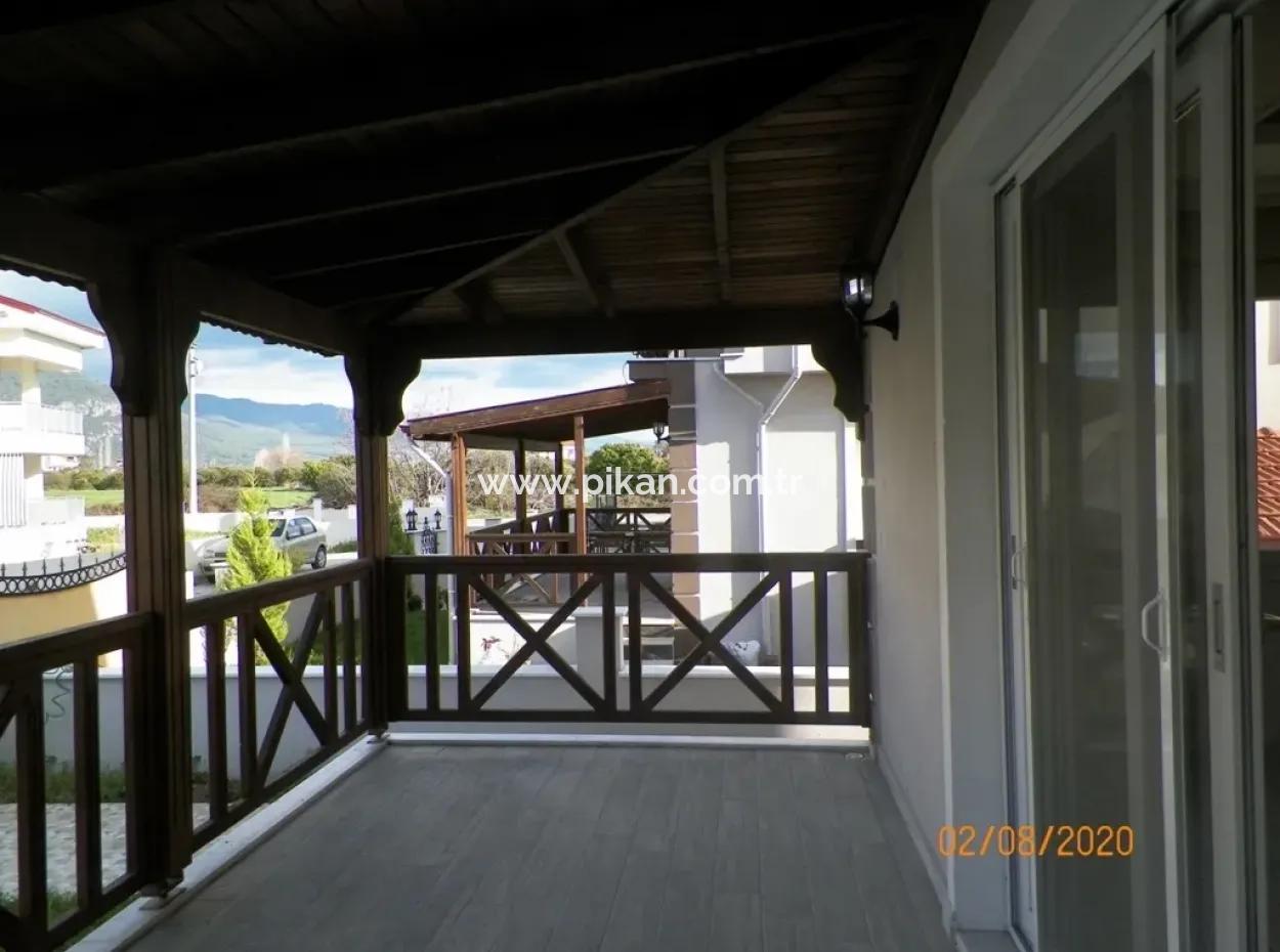 Luxus-Duplex Zum Verkauf In Köyceğiz Null