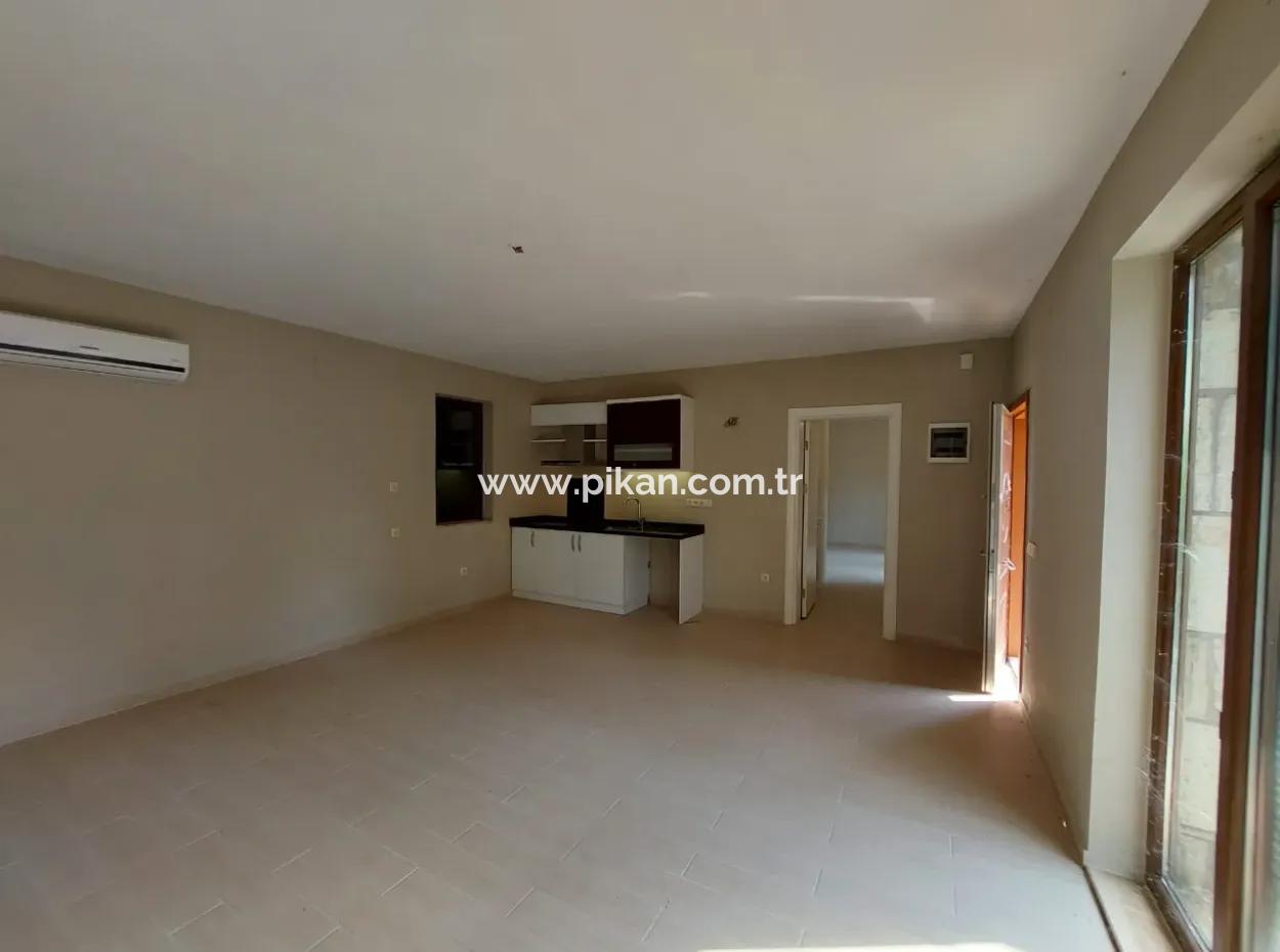 Häuser Auf 3.500 M² Land, Geeignet Für Touristische Investitionen In Muğla Dalyan Zum Verkauf