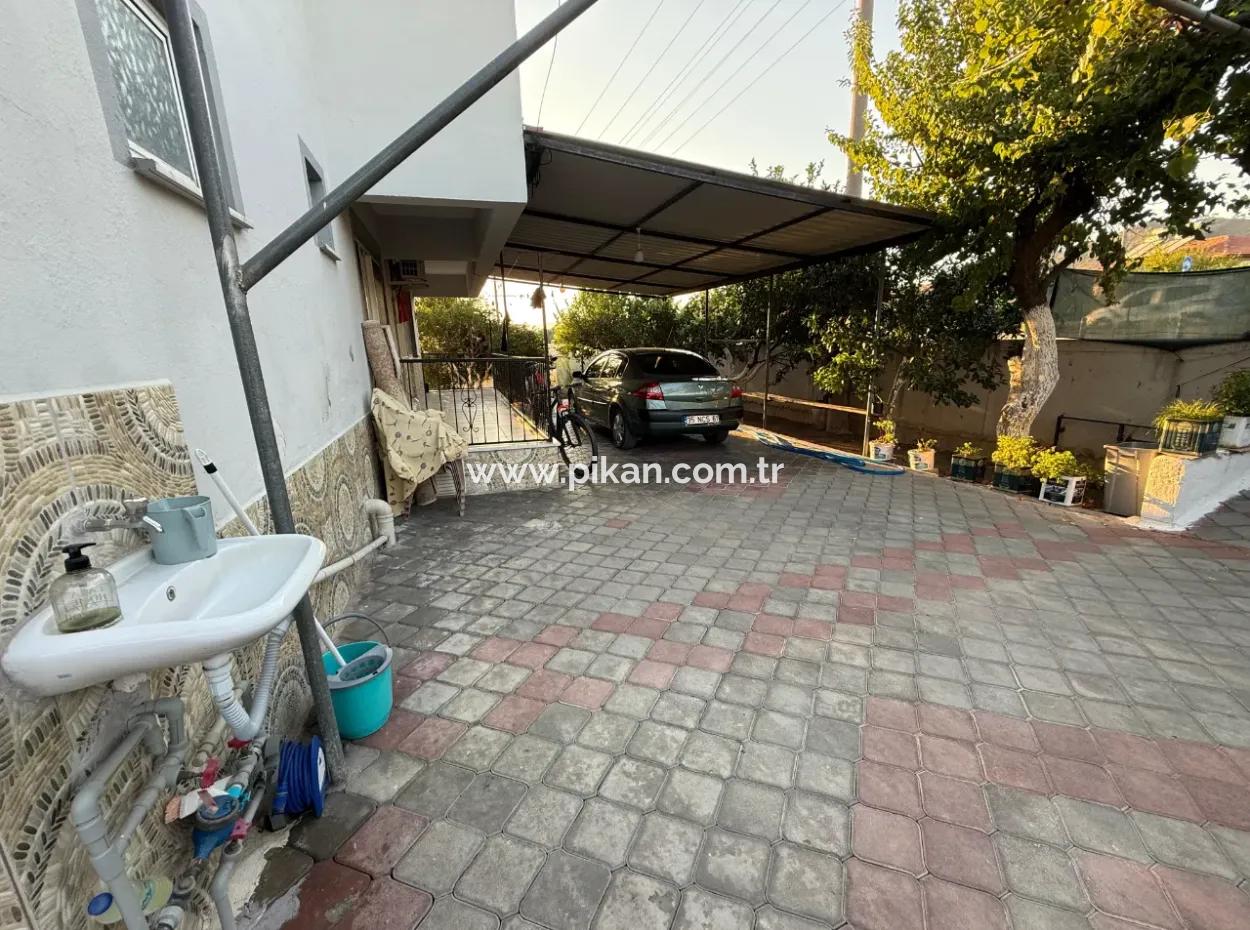 Ein Freistehendes 2,5-Stöckiges Gebäude An Der Dalyan-Straße In Ortacada Steht Zum Verkauf.