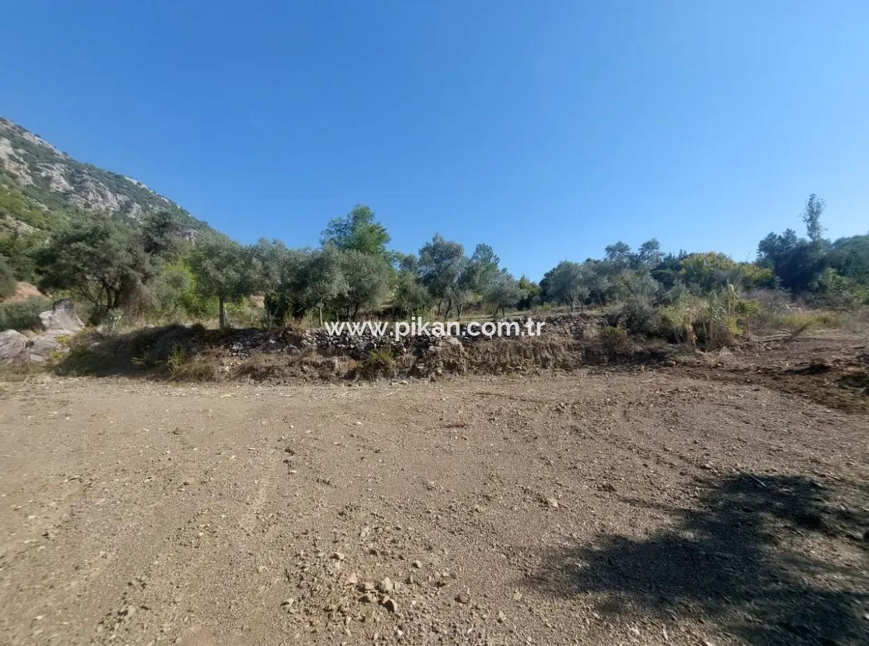 400 M2 Grundstück In Der Nähe Des Sees In Ortaca Gökbel Steht Zum Verkauf