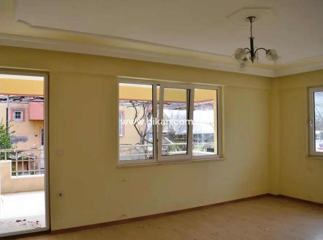 Oriya Einfamilienhaus-Mit Garten Wohnung Mieten In Zentrum