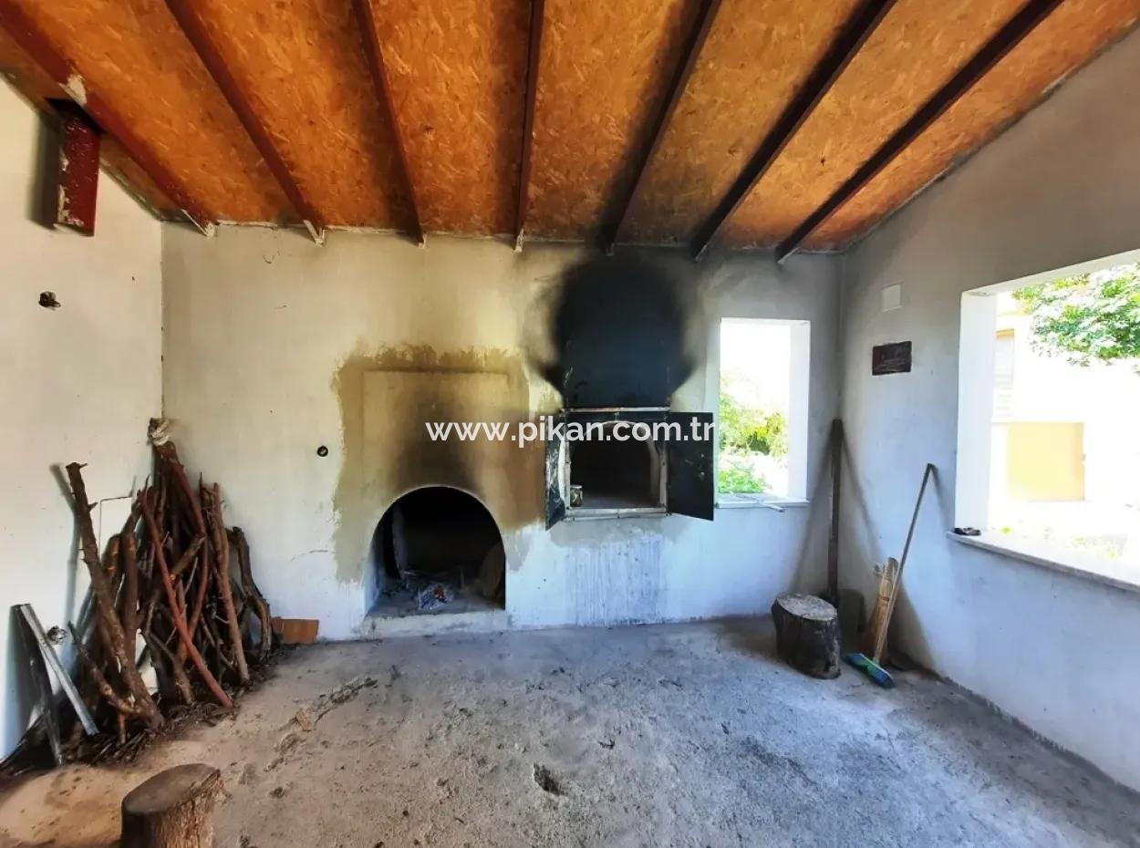 2-Geschossiges Freistehendes Haus Zum Verkauf In Oriya Dalakli