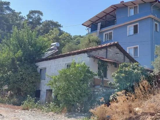 485 M² Zoniertes Grundstück Zum Verkauf In Muğla Ortaca Sarigerme Center – Dorfhaus Mit Lager
