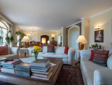 7 In 1 Freistehendes Luxushaus Auf Einem 2300 M2 Großen Grundstück Zum Verkauf In Zekeriyaköy, Istanbul