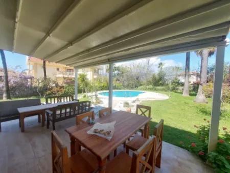 200 M2 5 1 Freistehendes Triplex Mit Pool Auf 1.000 M2 Grundstück In Ortaca Dalyan