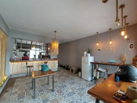 Mugla Dalyan Ist Auch In Betrieb Und Bietet Kundenbereite Café-Überweisungen An Die Miete