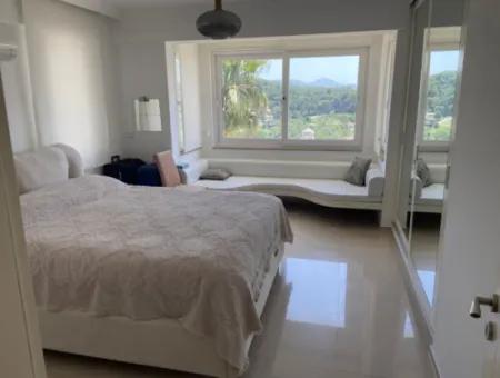 Zu Verkaufen 3 In 1 Maisonette Mit Pool Auf Einem 400 M2 Großen Grundstück In Sarigerme, Mugla 