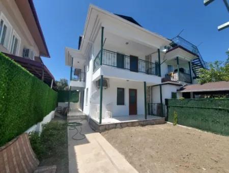 4 In 1 Triplex Unmöblierte Villa Zu Vermieten In Dalyan Center, Mugla