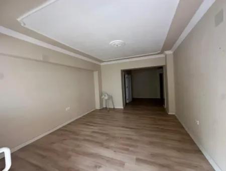 Boulevard-Fassade In Ortaca Zentrum 138 M2 3 1 Geräumige Wohnung Zu Vermieten