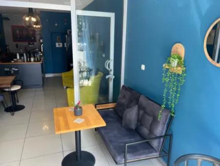 Workplace Cafe In Der Nähe Des Sees Im Zentrum Von Muğla Köyceğiz Steht Zum Verkauf