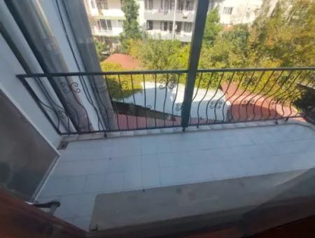 Im Zentrum Von Dalyan, Muğla, 2 1 Unmöblierte Wohnung Zu Vermieten