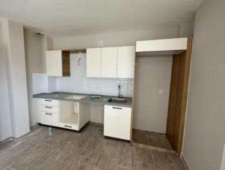 Zu Vermieten 2 1 Wohnung Mit Pool In Ortaca Karaburun