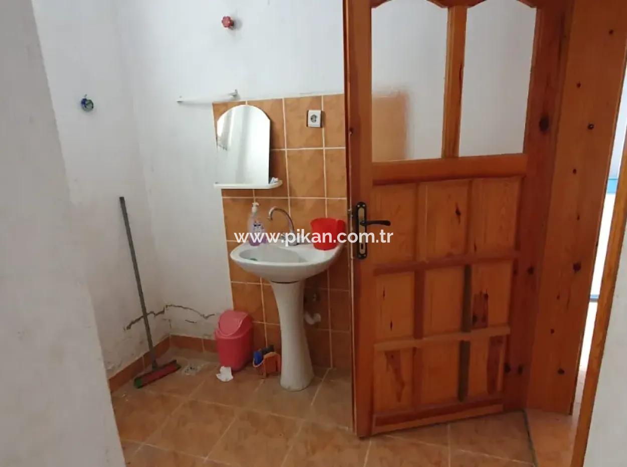 Land With 2 Houses In Denizli Çameli Ericek For Sale