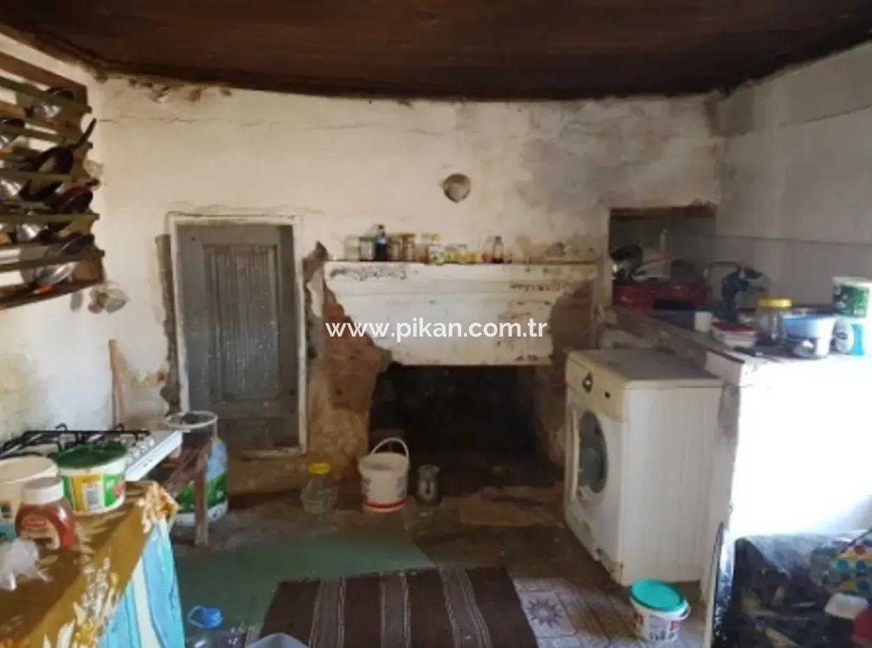 Eksiliyurt Oriya Village House For Sale