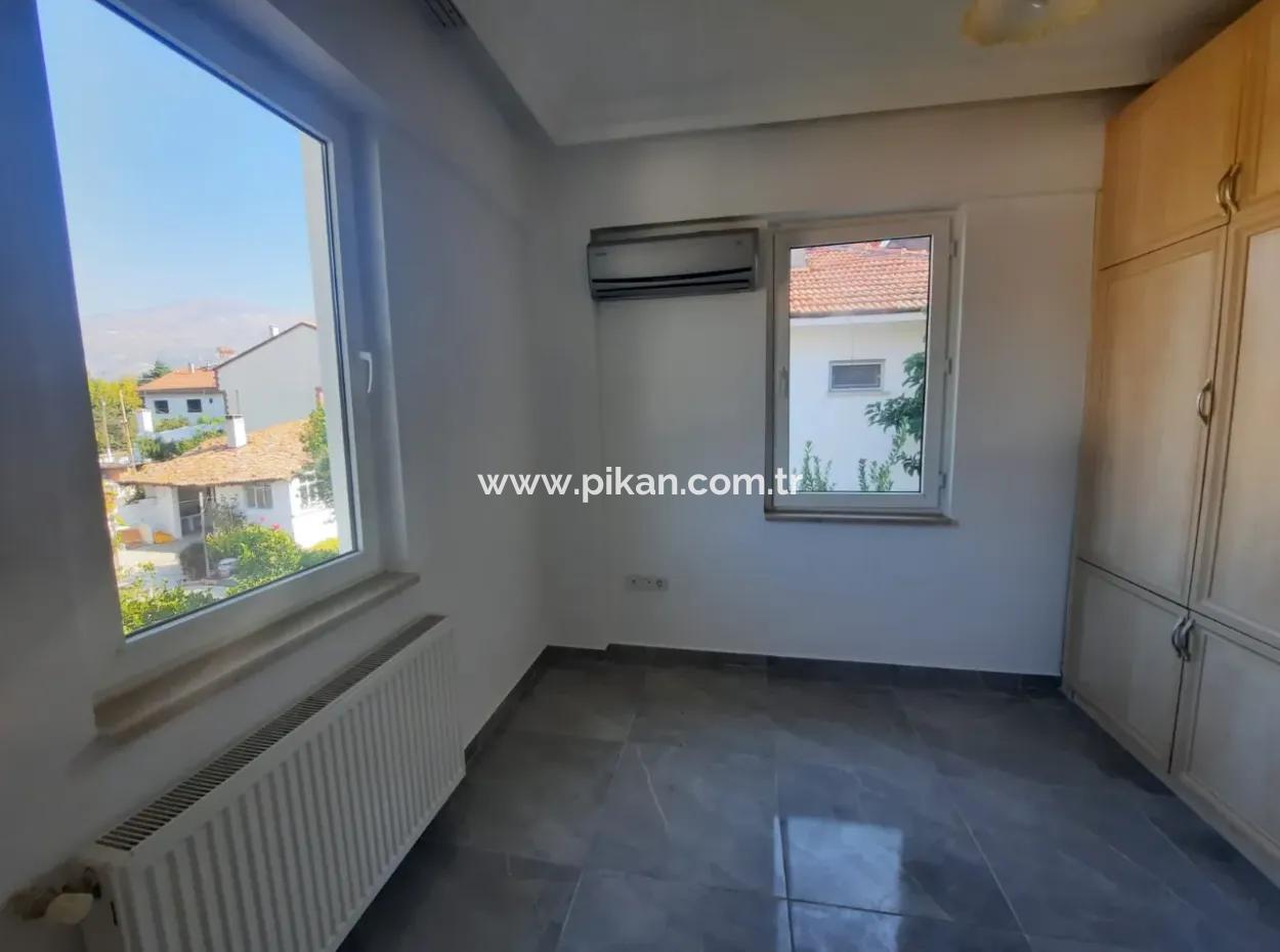 Köyceğizde Near The Lake With Swimming Pool 7 1 Detached Triplex For Sale