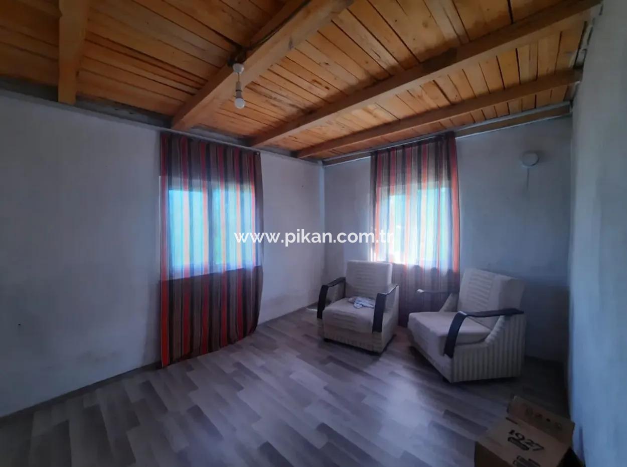 5 000 M2 Land In Çameli Kızılyaka 2 In 1 Detached House, And Barn For Rent