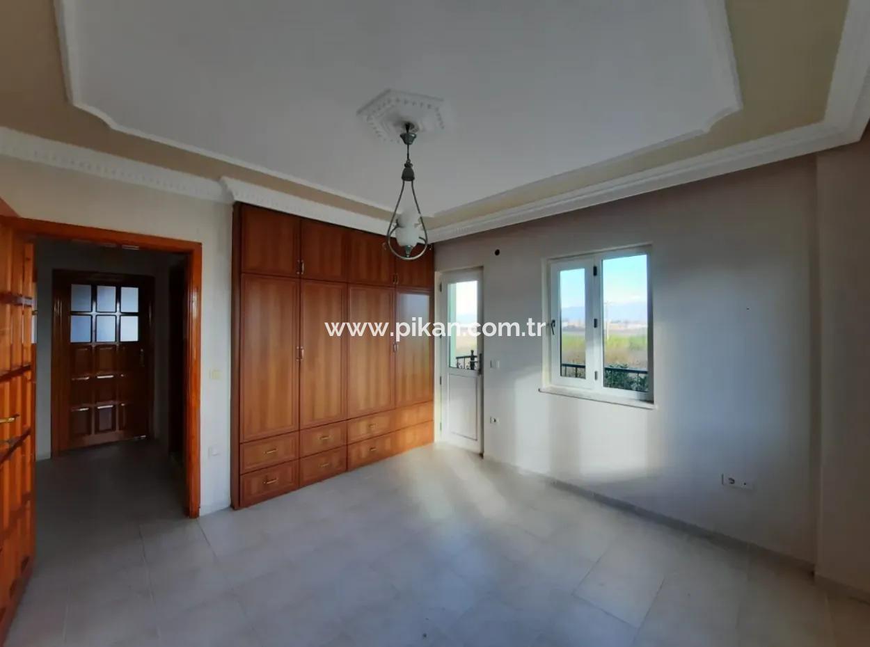 130M2, 3 In 1 Unfurnished Apartment For Rent In Muğla Ortaca Eskiköy