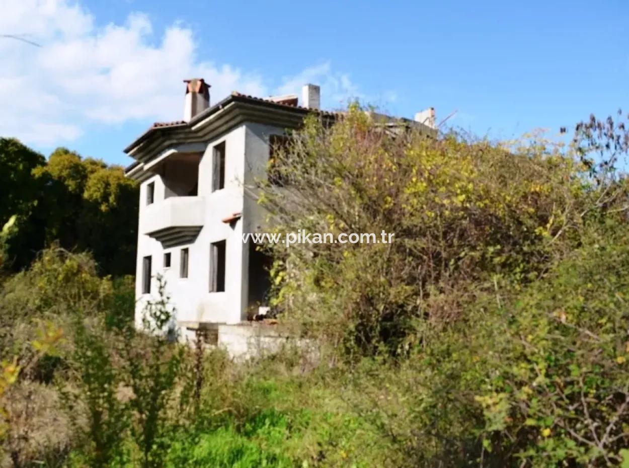 Villa For Sale In Koycegiz Lake Up Near