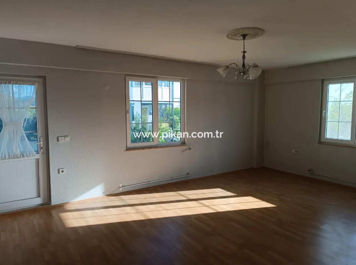 3 1 Garden Floor Spacious Apartment For Rent