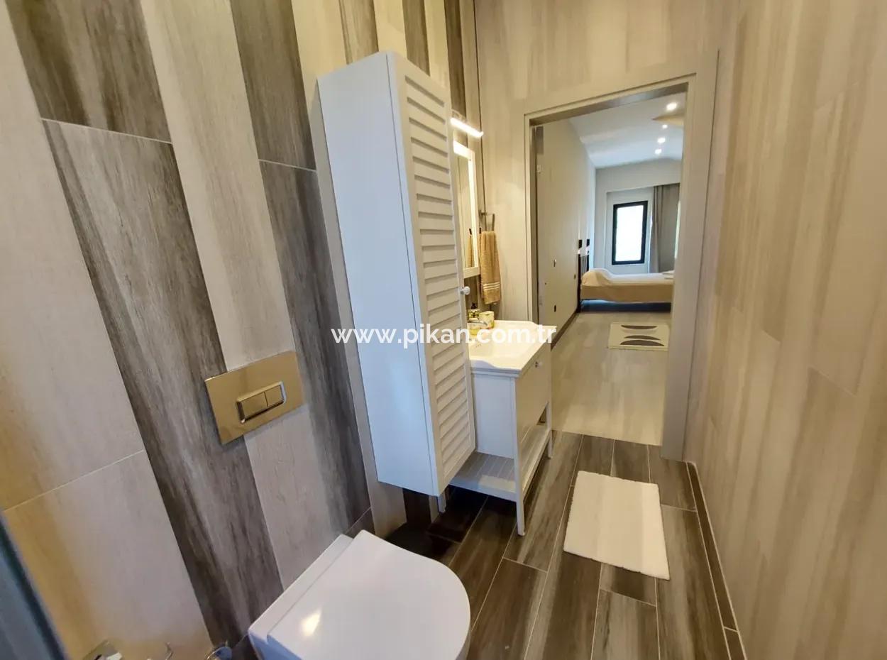 8 Brand New Villas On A 2.600 M2 Detached Plot By The Canal In Muğla Dalyanda For Rent For Tourism Business