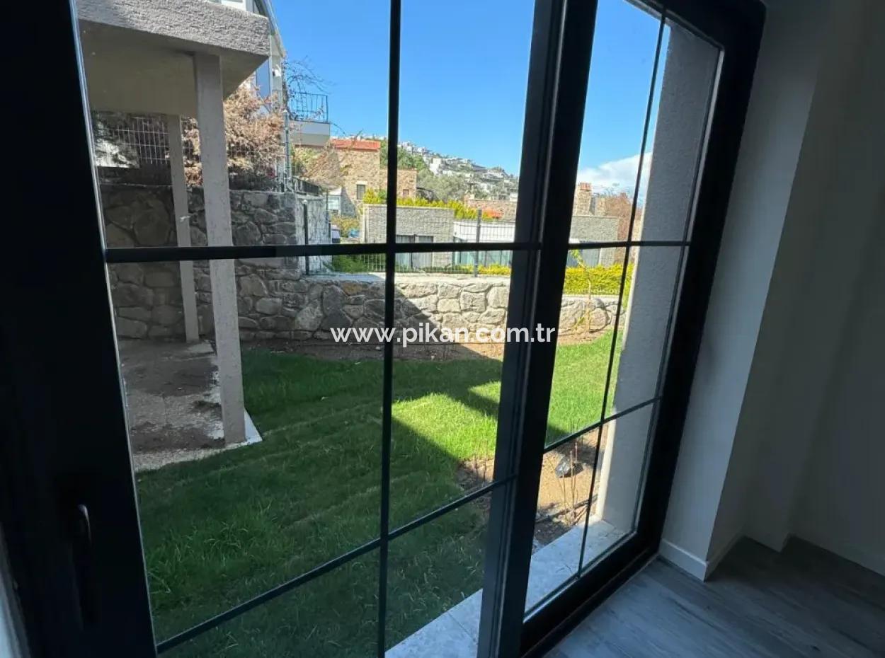 Mugla Bodrum Gundogan Sea View 4 1 Zero Duplex For Sale