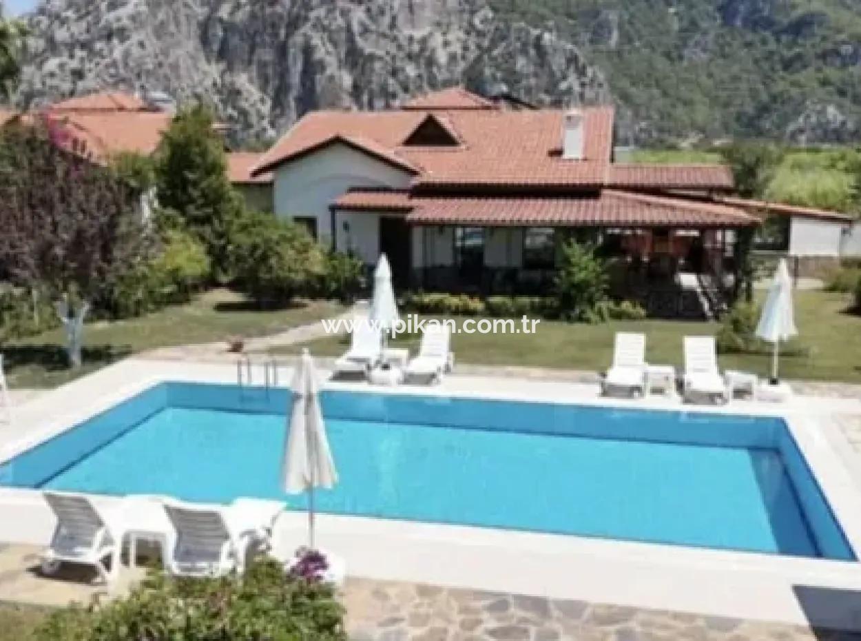 3 In 1 Villa In 1700 M2 Plot In Dalyan