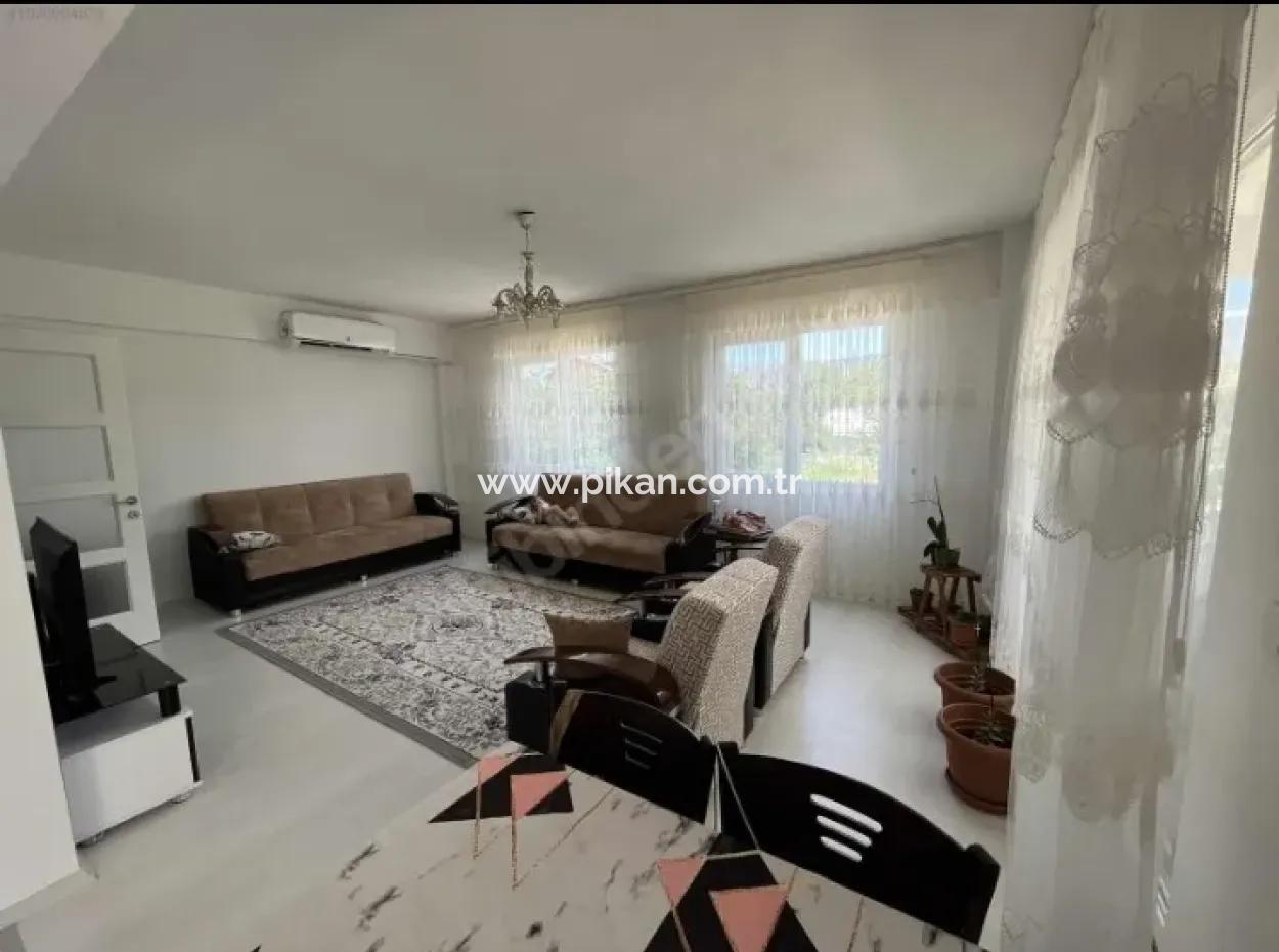 Village House And Greenhouse For Sale On 1200 M2 Land In Köyceğiz Zaferlar