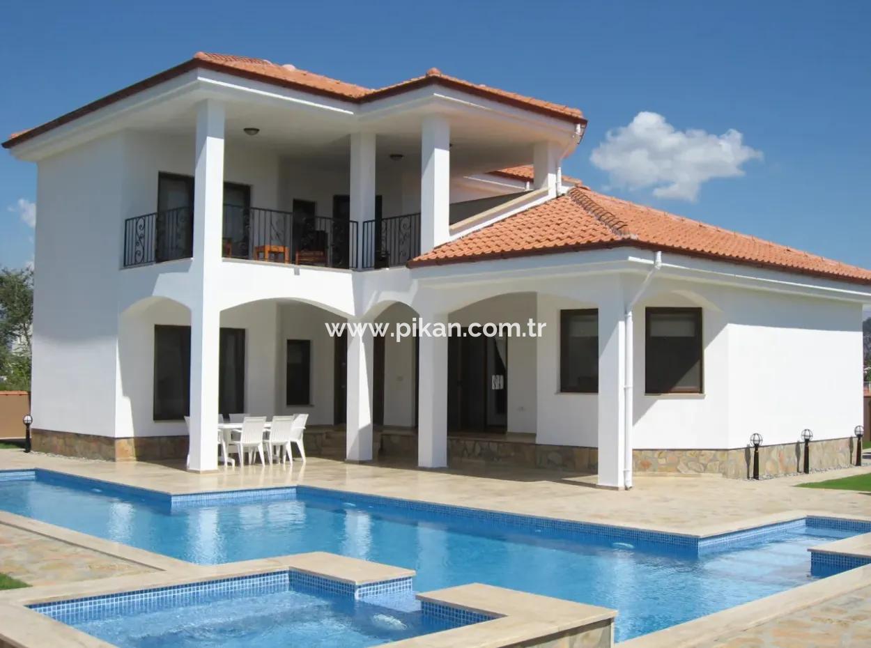2836 M2, 15/30 Zoned Land Suitable For Mass Housing And Hotel Construction In Dalyan For Sale