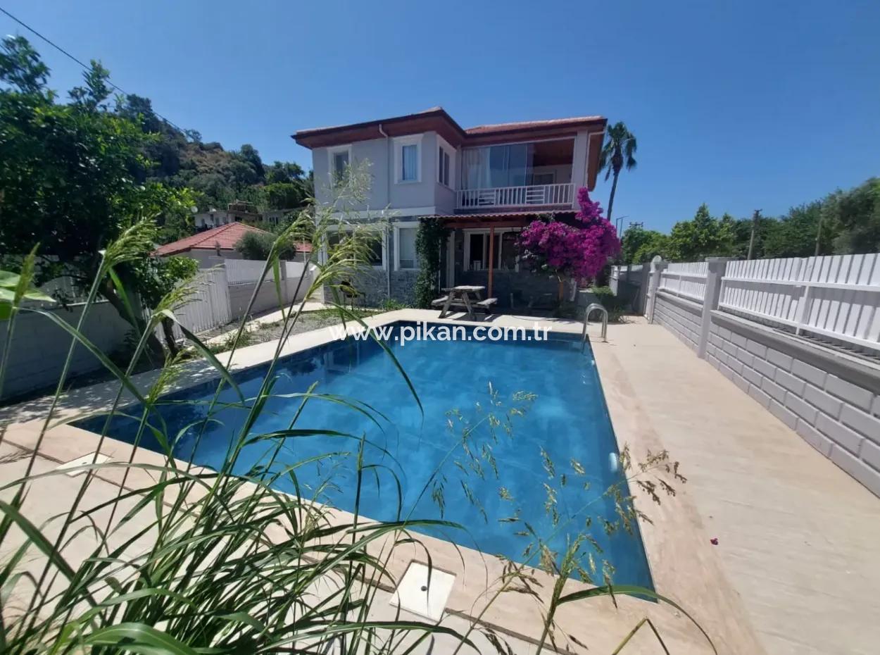 On A 500 M2 Detached Plot In Muğla Dalyan, 2 Furnished Apartments 220 M2 For Rent
