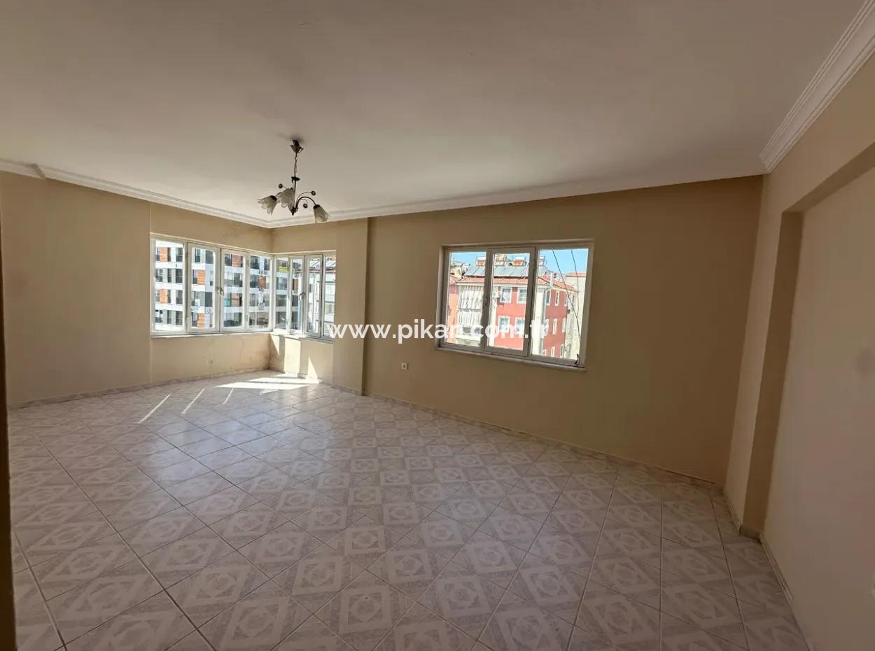 3 1 Closed Kitchen Apartment For Rent In The Center Of Ortaca