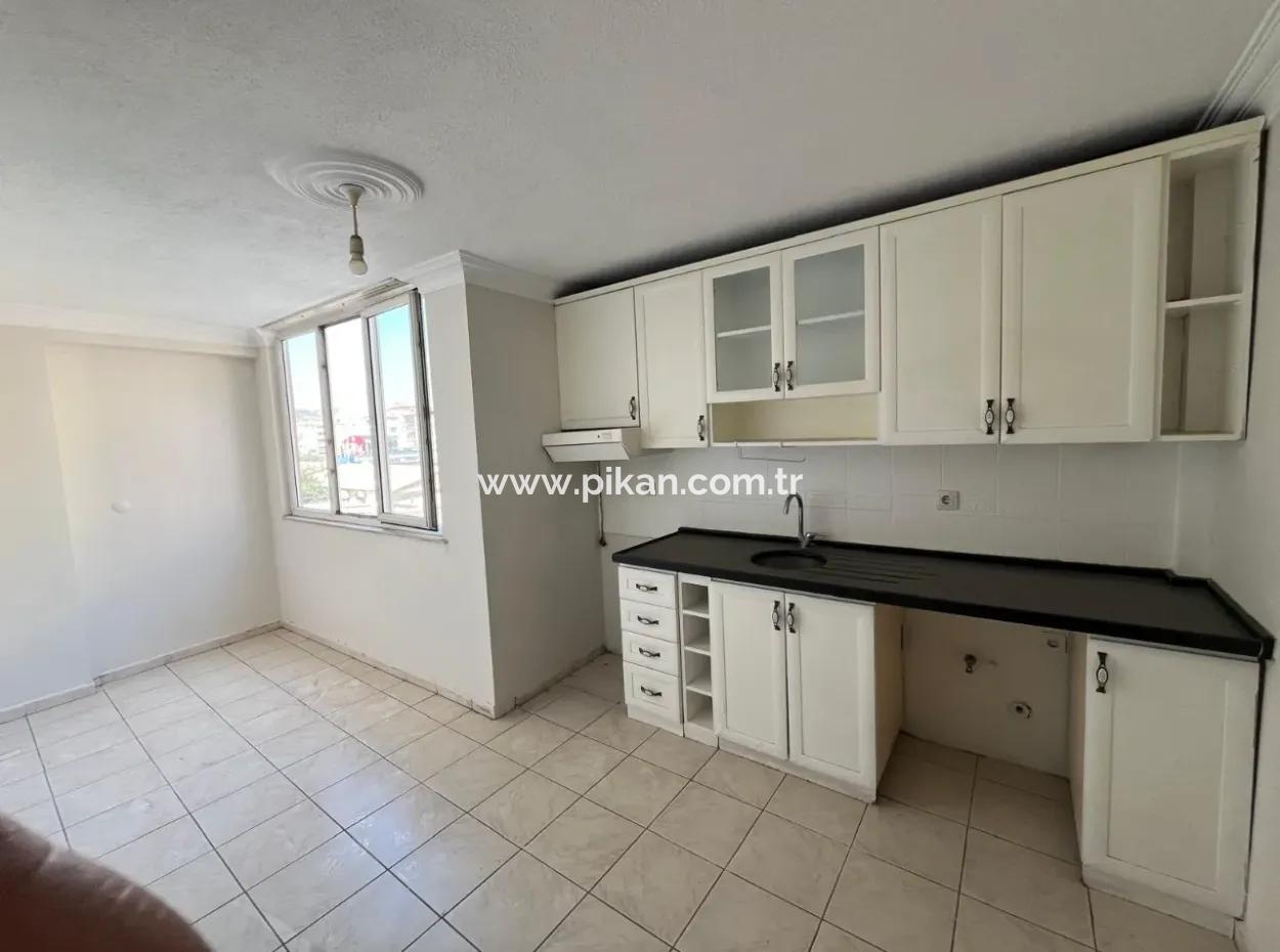 3 1 Flat For Rent In Ortaca Bazaar Center
