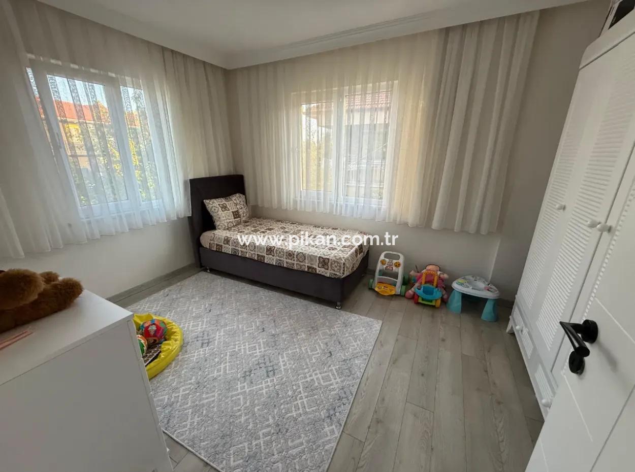 A Detached 2.5-Storey Building On The Dalyan Road In Ortacada Is For Sale.